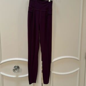Women’s LuluLemon leggings  beautiful wine color
